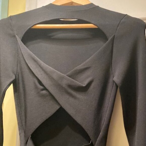 Alice + Olivia black reversible long sleeved mini dress - Picture 2 of 4